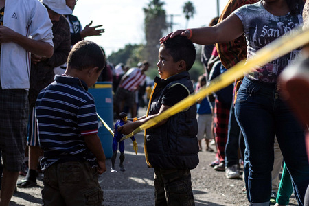 600 migrants traveling in two trailers rescued in Mexico