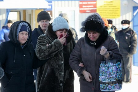 Russia mourns 52 dead in Siberia coal mine tragedy