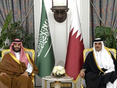 Saudi prince discusses security with former rival Qatar