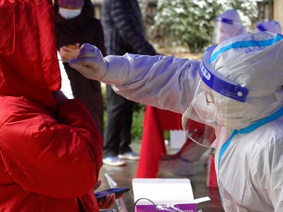 China's Xi'an imposes 'strictest' controls to halt Covid outbreak