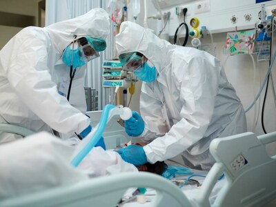 Qatar suspends leave for healthcare staff amid Covid surge