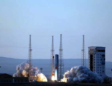 Iran says rocket sends three 'research payloads' into space