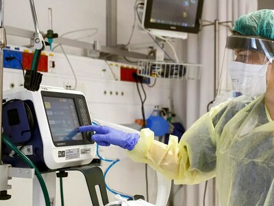 South Korea reports first deaths linked to Omicron coronavirus variant