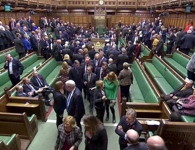 British lawmakers target Visa and Mastercard fee increases