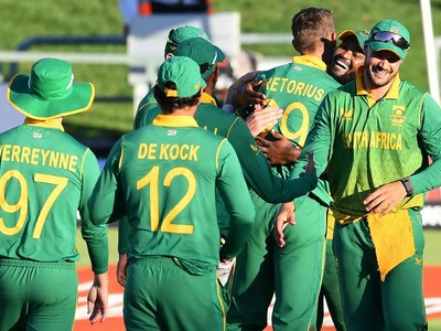 De Kock ton leads South Africa to ODI series sweep of India