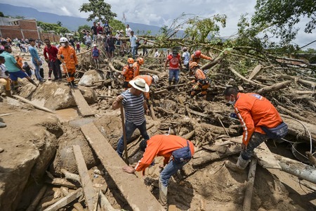 At least 14 dead in Colombia mudslide