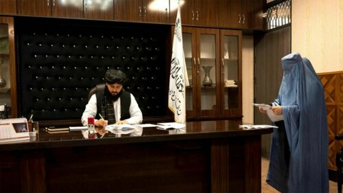Taliban sniper becomes Afghan mayor
