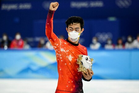 Chen wins gold in Olympic figure skating, Hanyu fourth