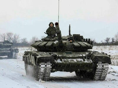 Ukraine intelligence shows no proof of Russian troop withdrawal: minister