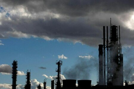 Australia's largest power firm rejects green takeover bid