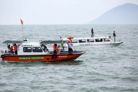 Eighteen missing off Malaysian island rescued