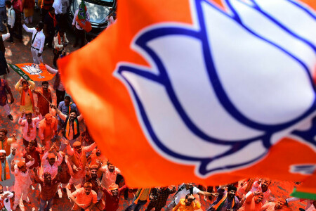 Modi&rsquo;s BJP winning big in India&rsquo;s largest state election, count shows