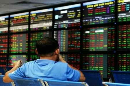 KOSPI jumps most in a year on hopes of market reforms by president elect