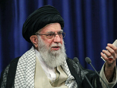 Iran rejects curbs on its defensive power, regional presence