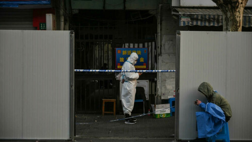 China boosts bed spaces as Omicron outbreak spreads
