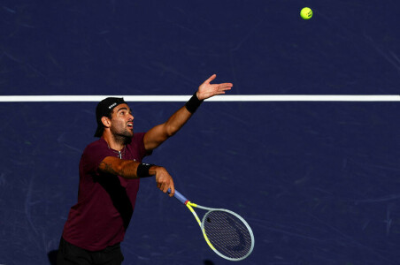 Berrettini reaches Indian Wells 4th rd, Swiatek books quarter-final berth