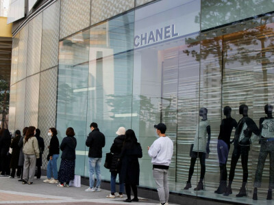 Handbags at dawn: Chanel duels South Korean resellers in luxury boom