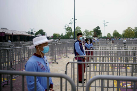 Shanghai&rsquo;s Disney resort shut amid record daily local COVID infections