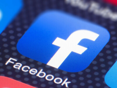 Russian court bans Instagram, Facebook as 'extremist'