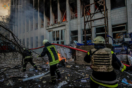 Ukraine says 'confrontational' Russia talks moving forward as West plans more sanctions
