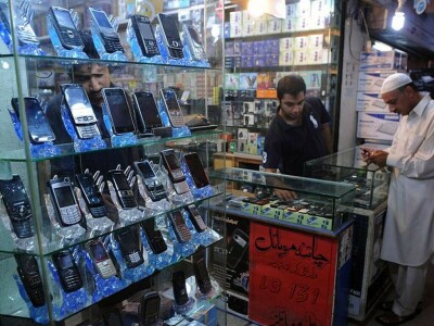 Handset imports: cooling down?