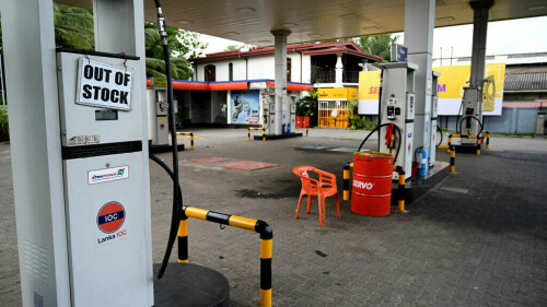 10-hour power cuts in Sri Lanka as crisis worsens