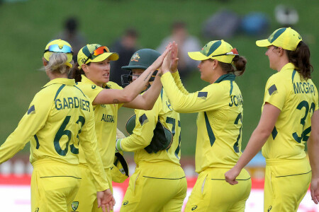 Australia romp past West Indies into World Cup final