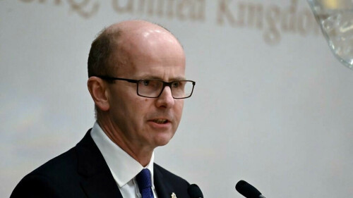 UK spy chief says Putin advisors fear telling truth on Ukraine