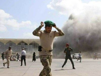 Car bombs hits convoy of southern military commander in Yemen