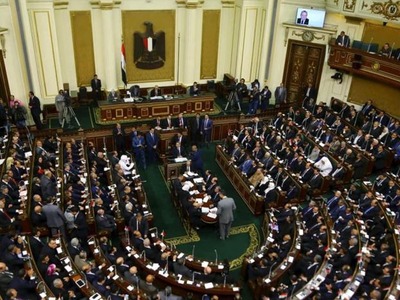 Egypt, Qatar sign $5bn in investment deals
