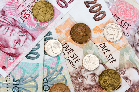 Crown gains after rate hike, forint stronger before election