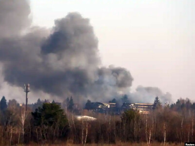 Foreign merchant ship hit by missile in Mariupol: Ukrainian official