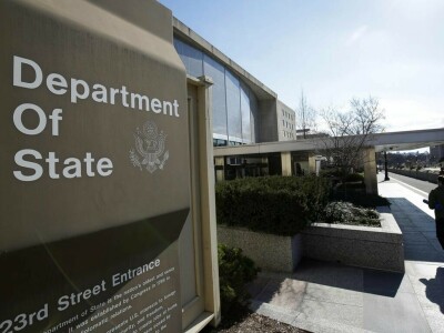US orders non-essential staff to leave Shanghai as virus surges
