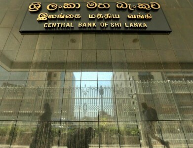 Bankrupt Sri Lanka asks citizens abroad to send home cash
