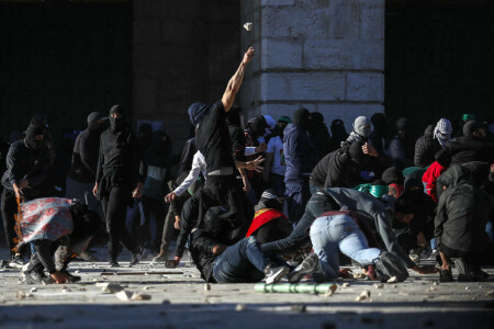 More than 100 hurt in Jerusalem's Al-Aqsa mosque as religious festivals overlap