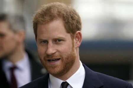 Harry, Meghan visit Queen Elizabeth en route to Netherlands