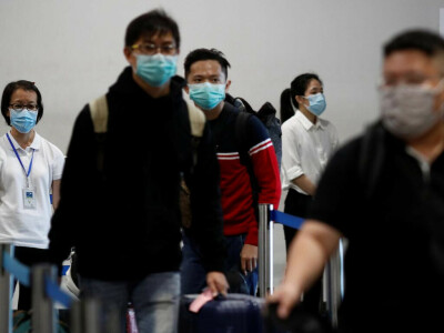 Shanghai reports more symptomatic COVID cases as more lockdowns imposed