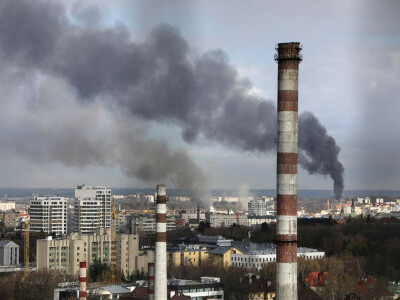 Ukraine says civilians killed in Lviv, new Russia push seen in east