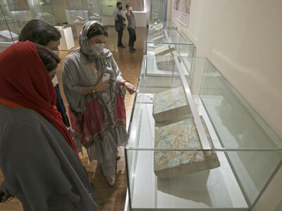 Iran fights to recover stolen antiquities