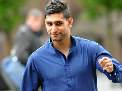 Former world champ Amir Khan robbed at gunpoint Former world champ Amir Khan robbed at gunpoint