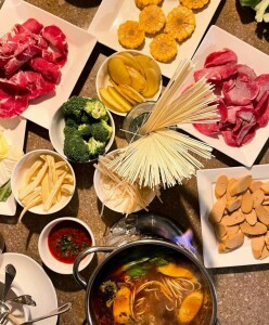 Chinese hot pot experience: it&rsquo;s the current rage in Karachi