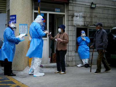 Shanghai hits key milestone in COVID battle as China cases fall