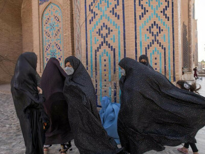 Afghan women defend right to drive as Taliban curb licenses
