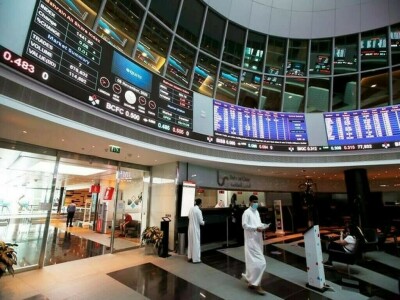 Most Gulf bourses track oil prices, Asian stocks lower