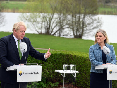 UK and Sweden say relations with Putin can never be normalised