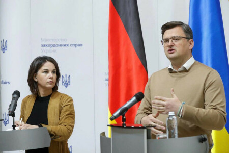In Berlin, Ukraine&rsquo;s Kuleba welcomes positive changes in Germany&rsquo;s position