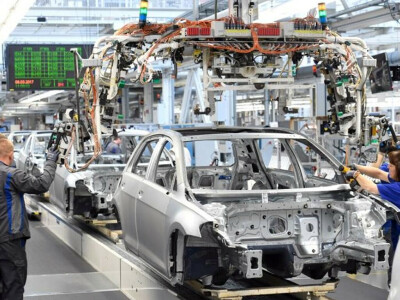 Volkswagen to build 800,000 fully-electric cars this year