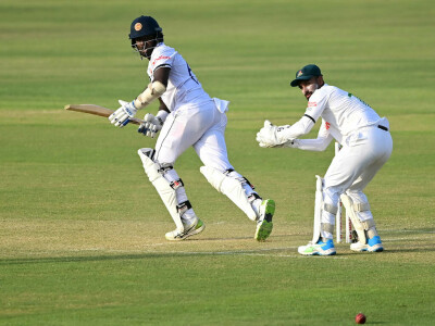 Ton-up Mathews steers Sri Lanka to 258-4 in Bangladesh Test