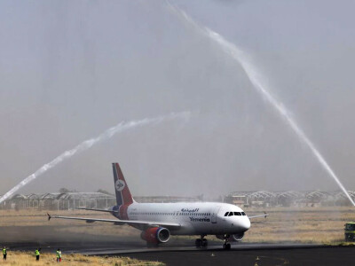 First commercial flight takes off from Sanaa, raising hopes for Yemen peace