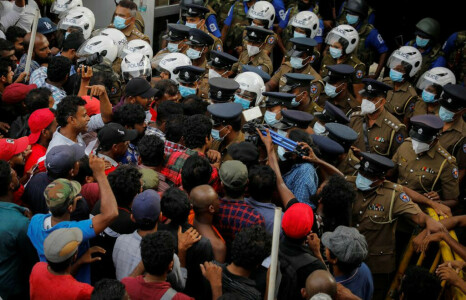 Sri Lanka parliament reconvenes, PM warns of critical shortages